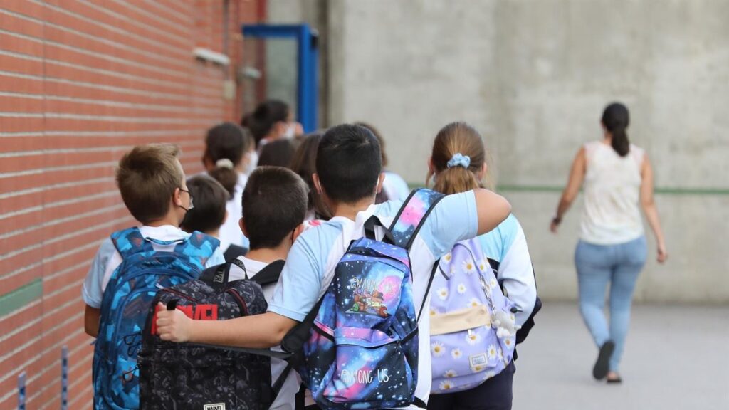 Críticas al Gobierno por plasmar en el BOE la 'construcción de género' en Educación Infantil