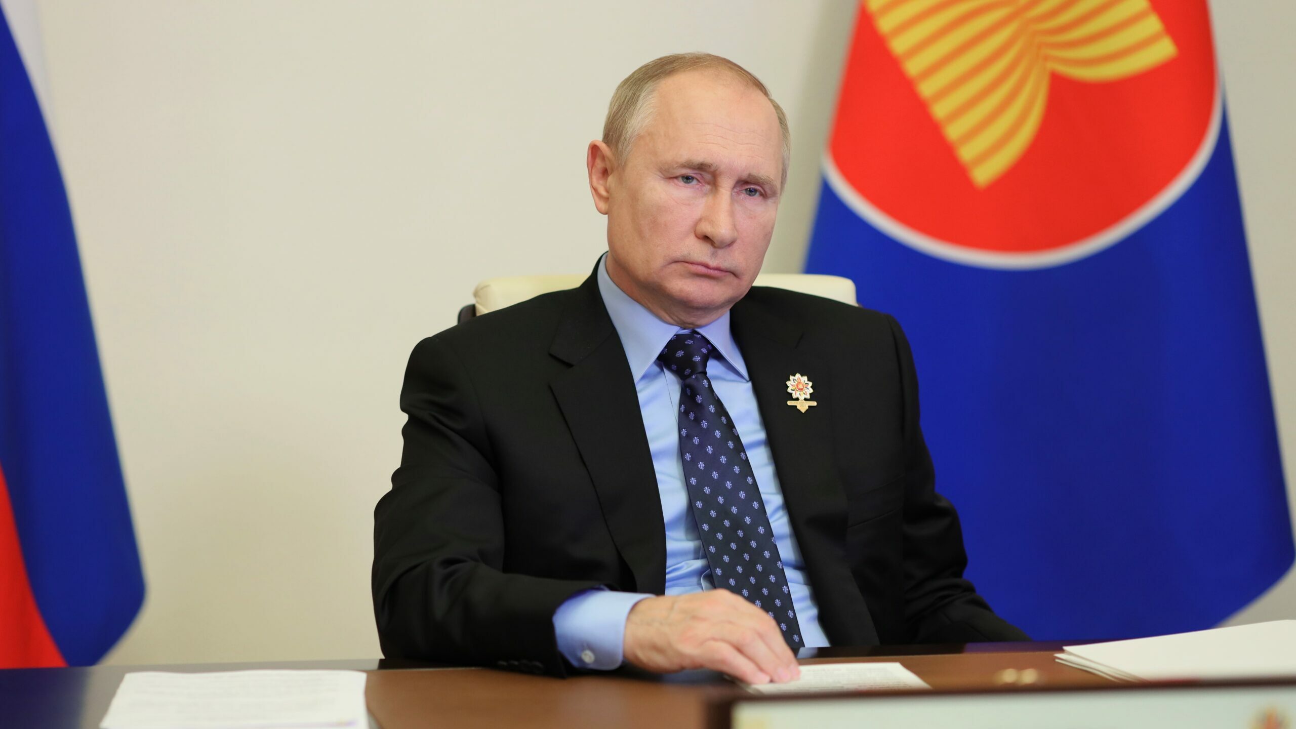 La covid pone a Putin contra las cuerdas