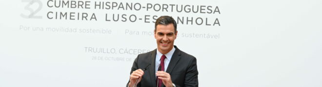 Sánchez frena sus planes de defensa del español para no molestar a sus socios de Presupuestos