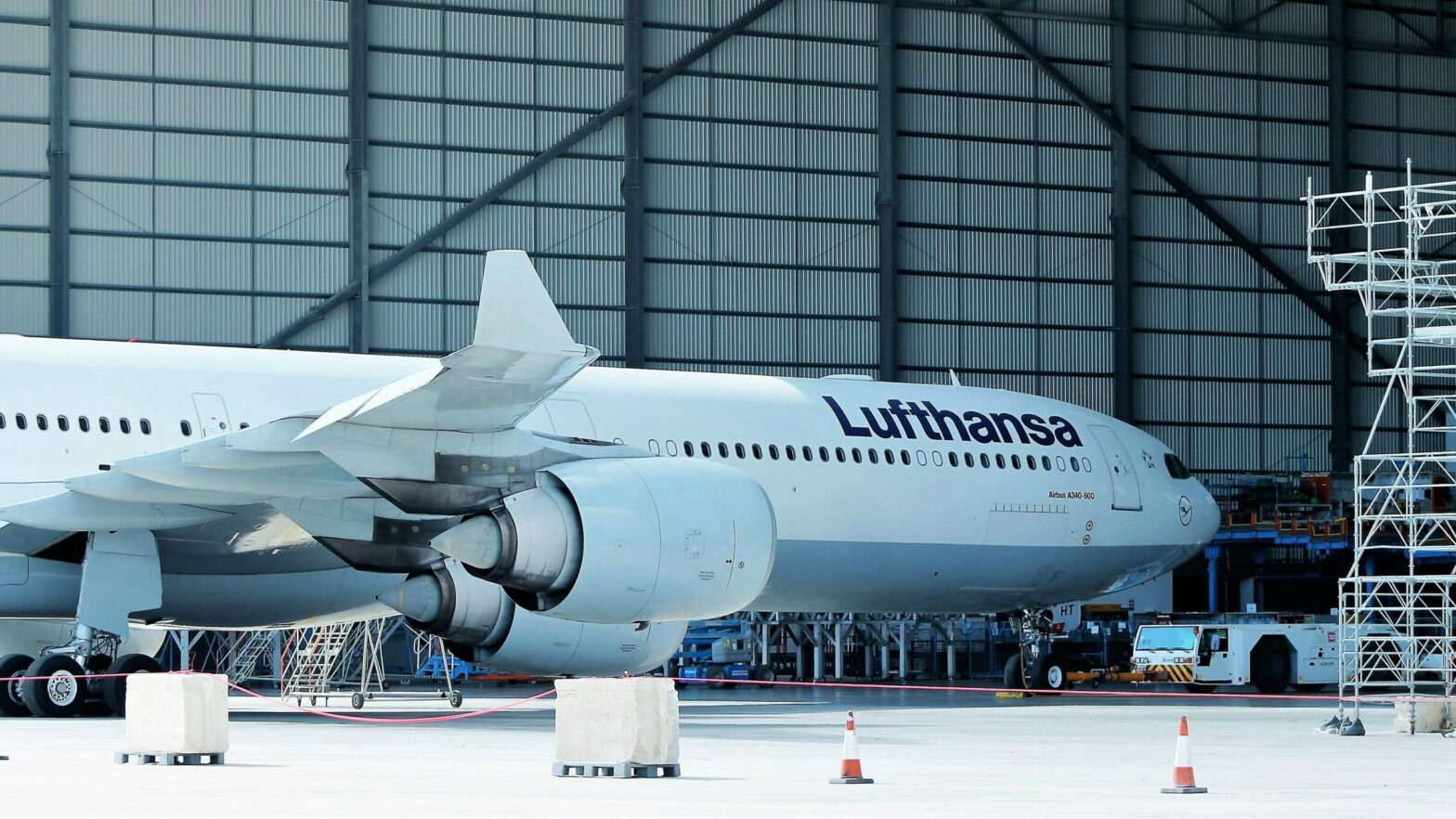 Lufthansa y Eurowings cancelan cientos de en julio por falta de personal