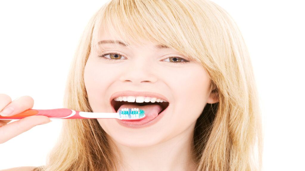 raspado lengua lingual cepillado dientes cepillo higiene dental bucodental