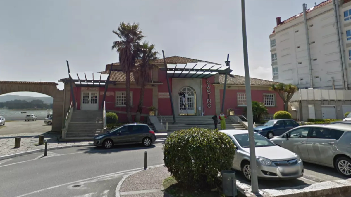¿Adiós al Casino de La Toja? Los planes de Feijóo amenazan a la mítica sala gallega