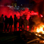 Piquetes y barricadas en la segunda jornada de la huelga del metal de Cádiz