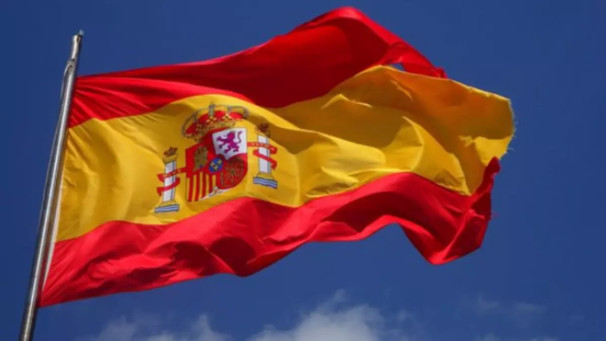 Más del 84% de los ayuntamientos catalanes no exhibe la bandera española