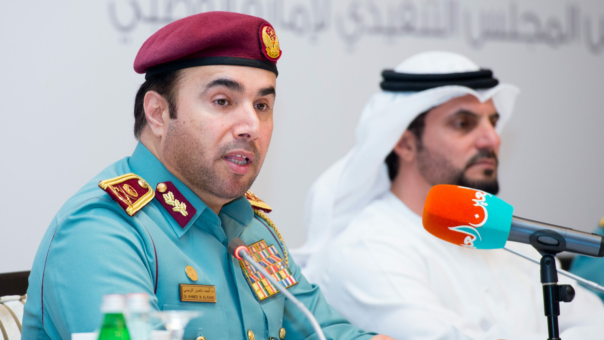 Interpol elige presidente al general emiratí Al Raisi, acusado de torturas