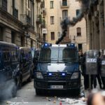 Agentes antidisturbios de la Policía Nacional en Barcelona