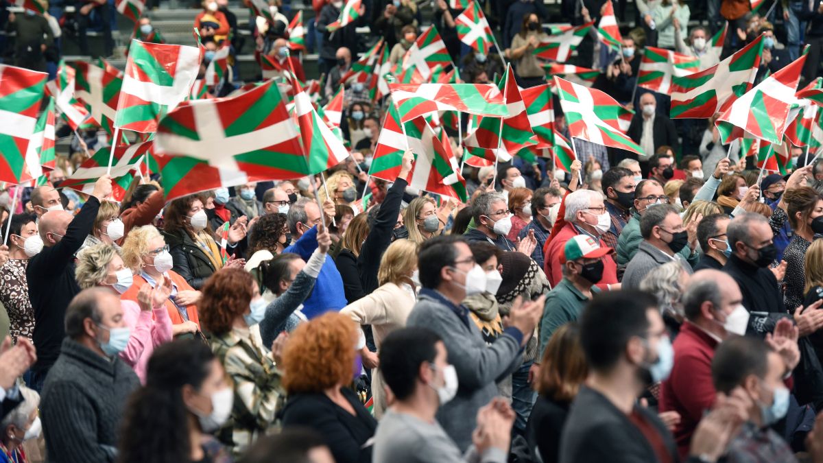 Un radical en el Parlamento vasco