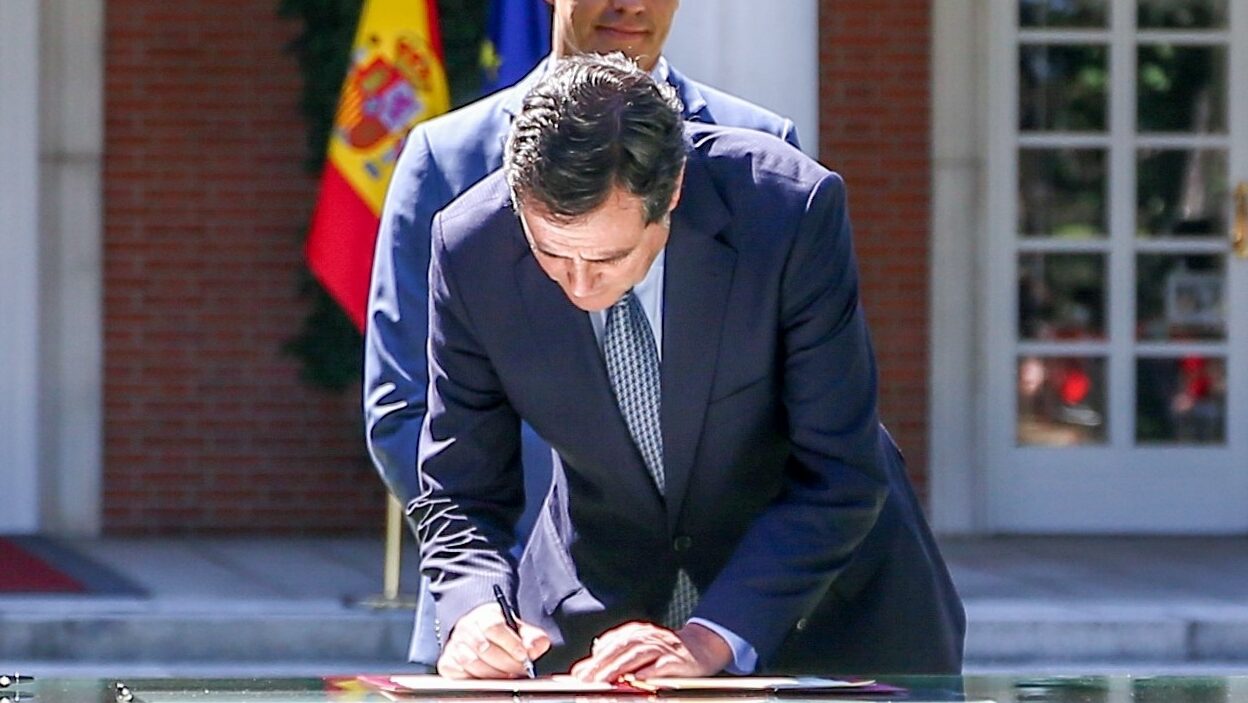 Garamendi rechaza la foto y firma de la reforma laboral en La Moncloa por temor a que luego sea cambiada
