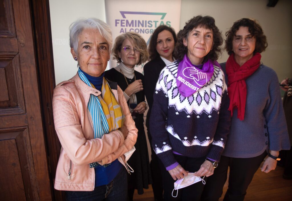 Comité Ejecutivo de Feministas al Congreso (FAC).