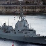 La OTAN envía buques y aviones de combate al este de Europa en plena crisis con Rusia