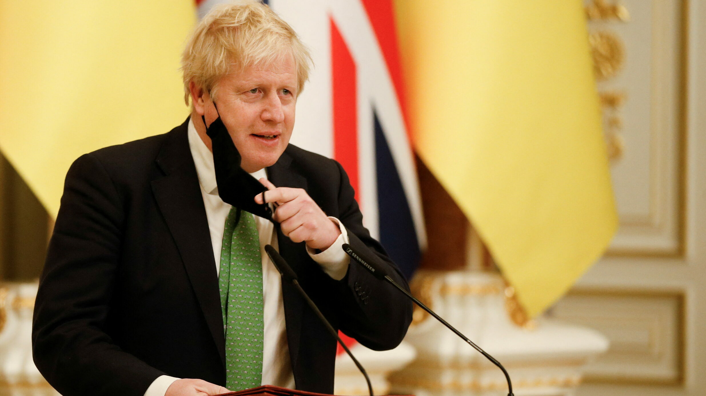 El primer ministro británico, Boris Johnson, asistió presuntamente a otra fiesta en la sede del Gobierno en Downing Street durante el estricto confinamiento de enero de 2021