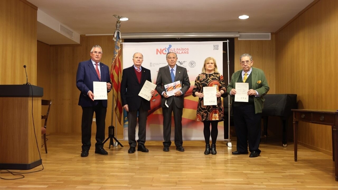 Cuatro entidades lanzan el manifiesto 'No a los Países Catalanes' ante "los ataques al pueblo valenciano"