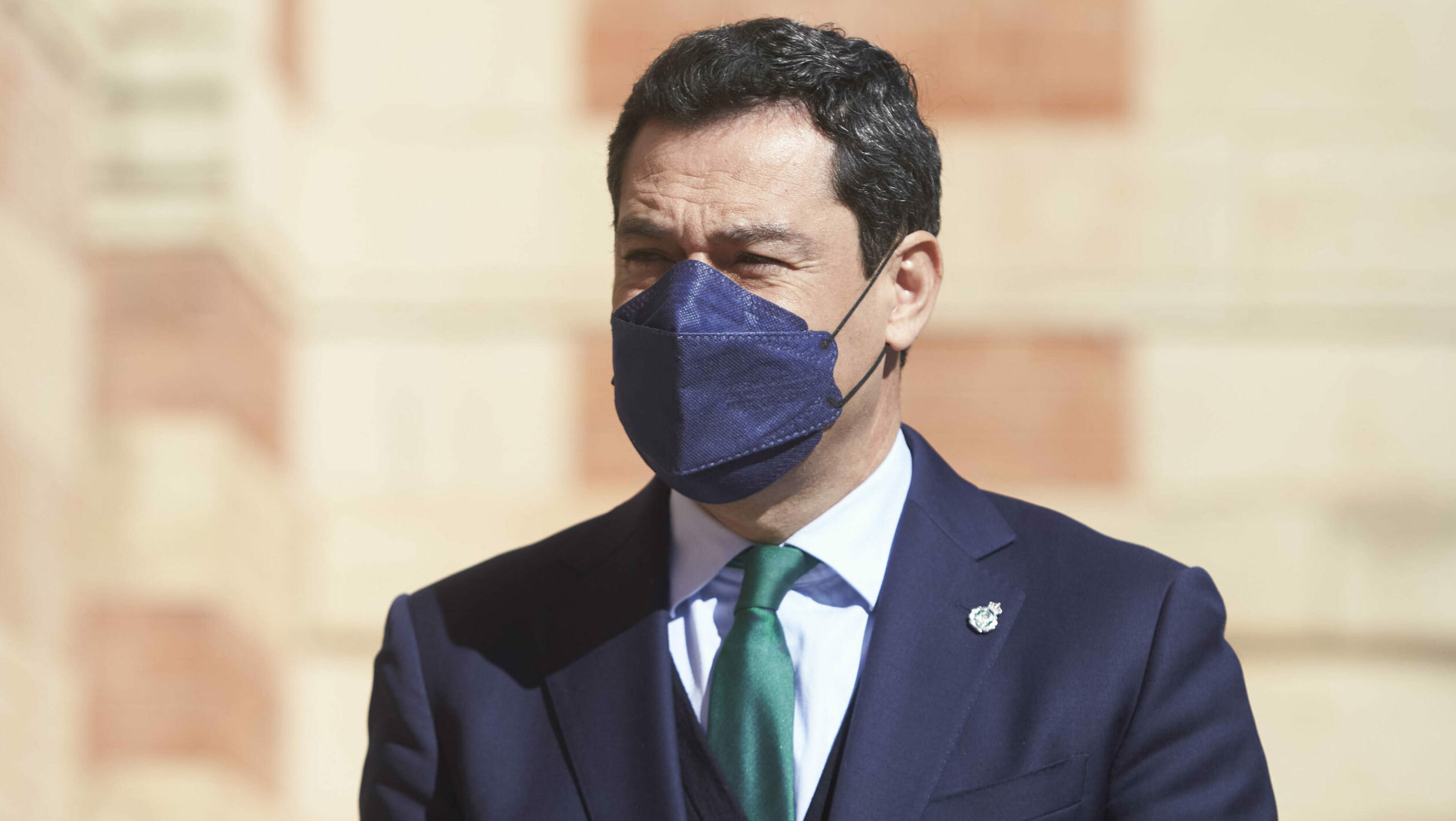 Juanma Moreno se aleja del 13-F y el adelanto electoral se esfuma en Andalucía