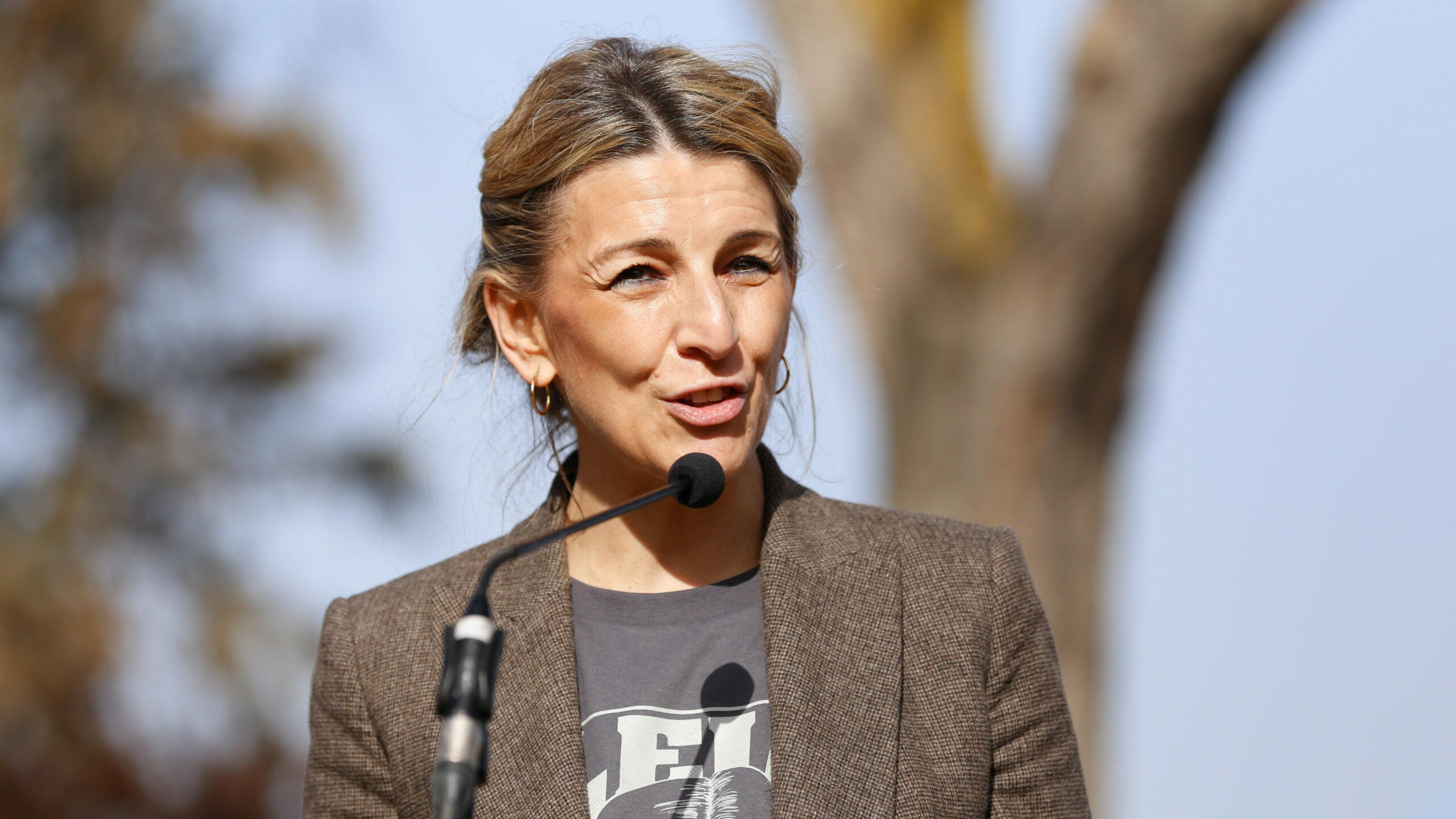 Yolanda Díaz contradice a Podemos y apuesta por un "cordón sanitario" a Vox en CyL