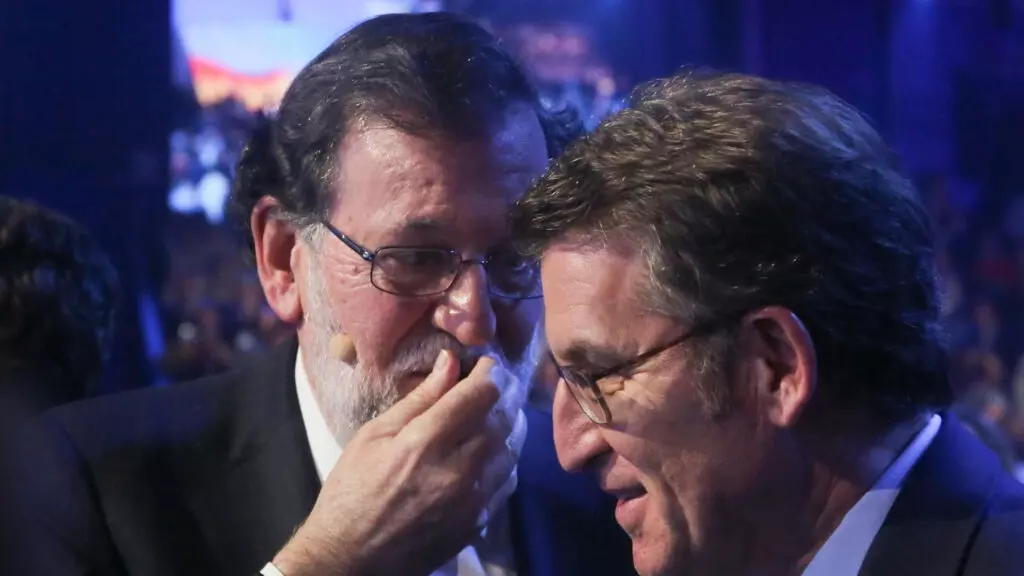 Feijóo y Rajoy llamaron a dirigentes del PP para pedir la cabeza de Casado y precipitar su caída