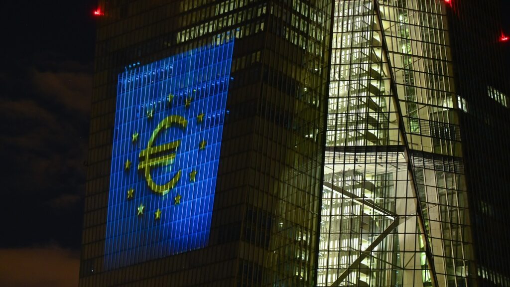 El BCE reitera que subirá tipos en julio para atajar el riesgo de fragmentación