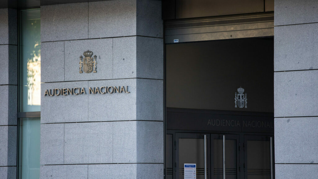El juez manda a prisión a las dos yihadistas españolas repatriadas desde Siria