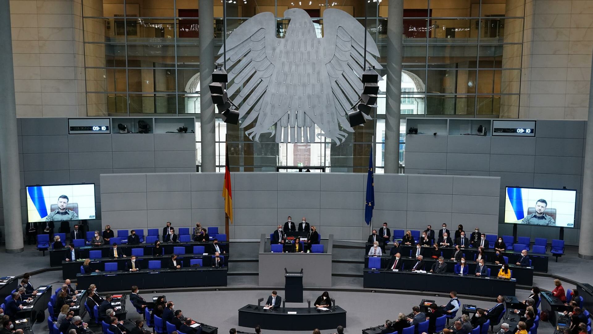 Zelenski afea a Alemania sus lazos con Moscú y alerta sobre nuevo el nuevo muro que puede dividir Europa