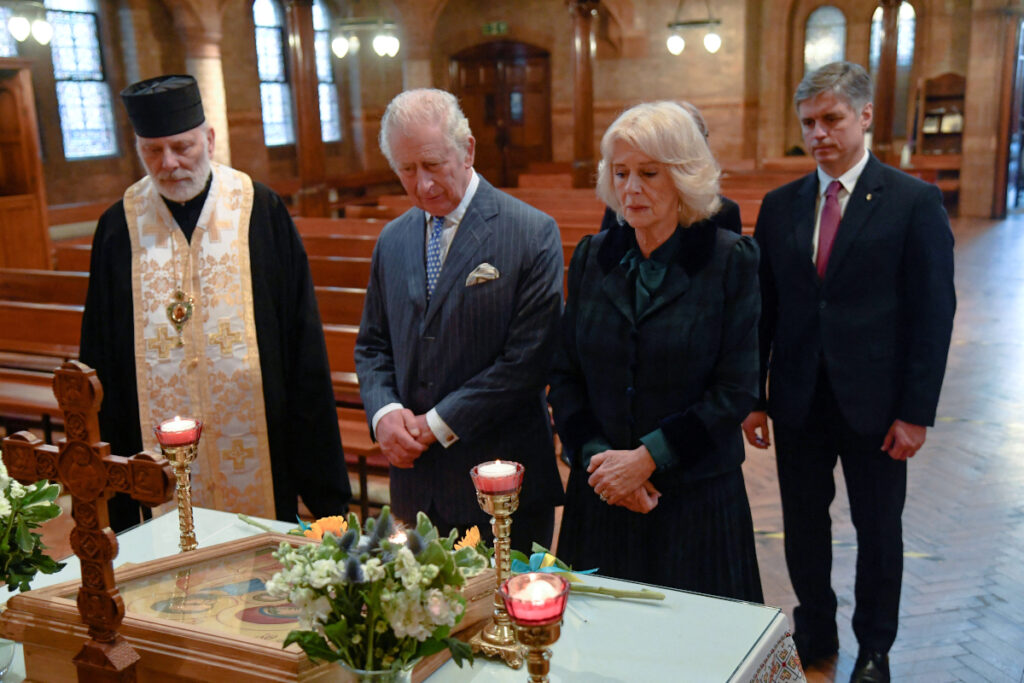 Famosos solidarios con Ucrania:_el príncipe Carlos de Inglaterra y Camila Parker