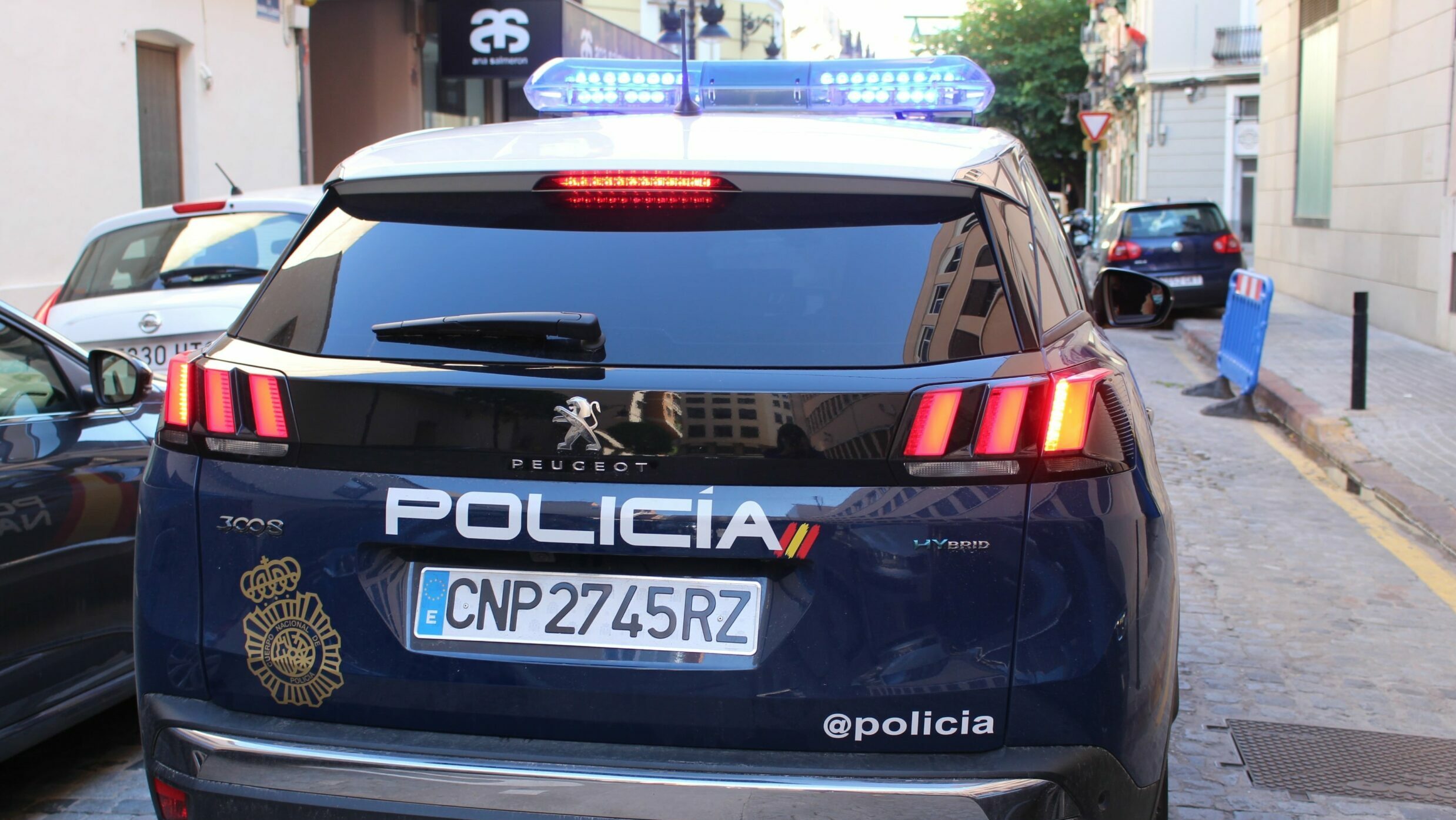 Dos jóvenes heridos por arma blanca en una vivienda ubicada en el Paseo de la Castellana de Madrid