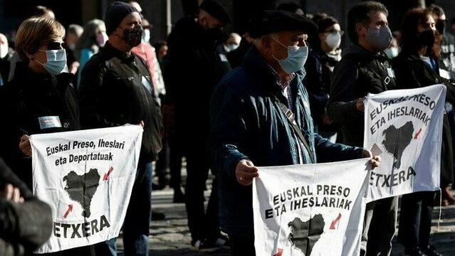 Los terceros grados a presos de ETA dinamitan la relación del Gobierno vasco y las víctimas