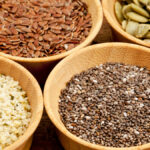 Lino, chía, girasol, amapola y sésamo: así son las semillas más beneficiosas para la salud