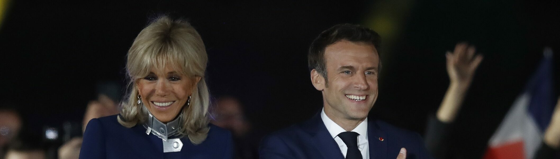 Emmanuel Macron y su esposa, Brigitte,