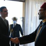 El presidente del Gobierno, Pedro Sánchez, con el Rey Mohamed VI en Rabat
