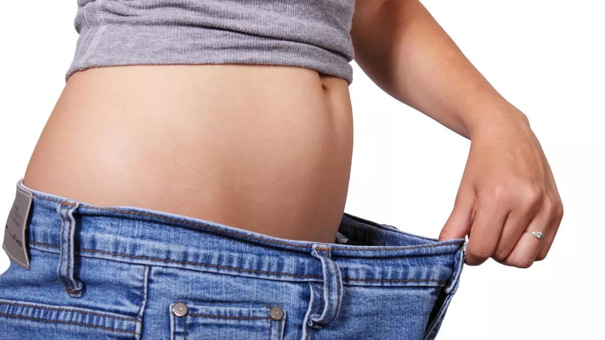 Diez consejos que te ayudarán a adelgazar sin recurrir a dietas (y sin pasar hambre)