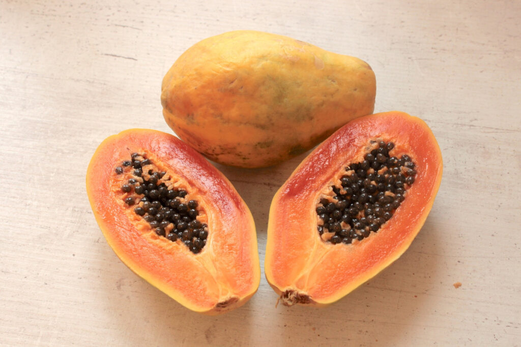 Frutas que debes comer si quieres adelgazar: papaya