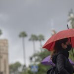 El tiempo hoy Aemet: continúa la lluvia en el este y Baleares este miércoles, con aumento de las temperaturas