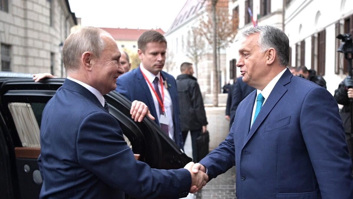 Hungría sigue recibiendo combustible nuclear de Rusia y se opone a sanciones