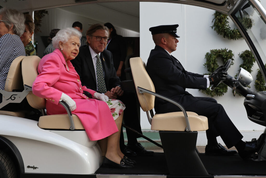 Isabel II celebra 70 años de reinado
