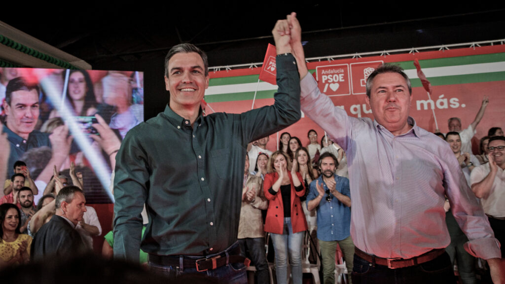 Sánchez arremete en Sevilla contra la corrupción del PP y se olvida de los ERE del PSOE