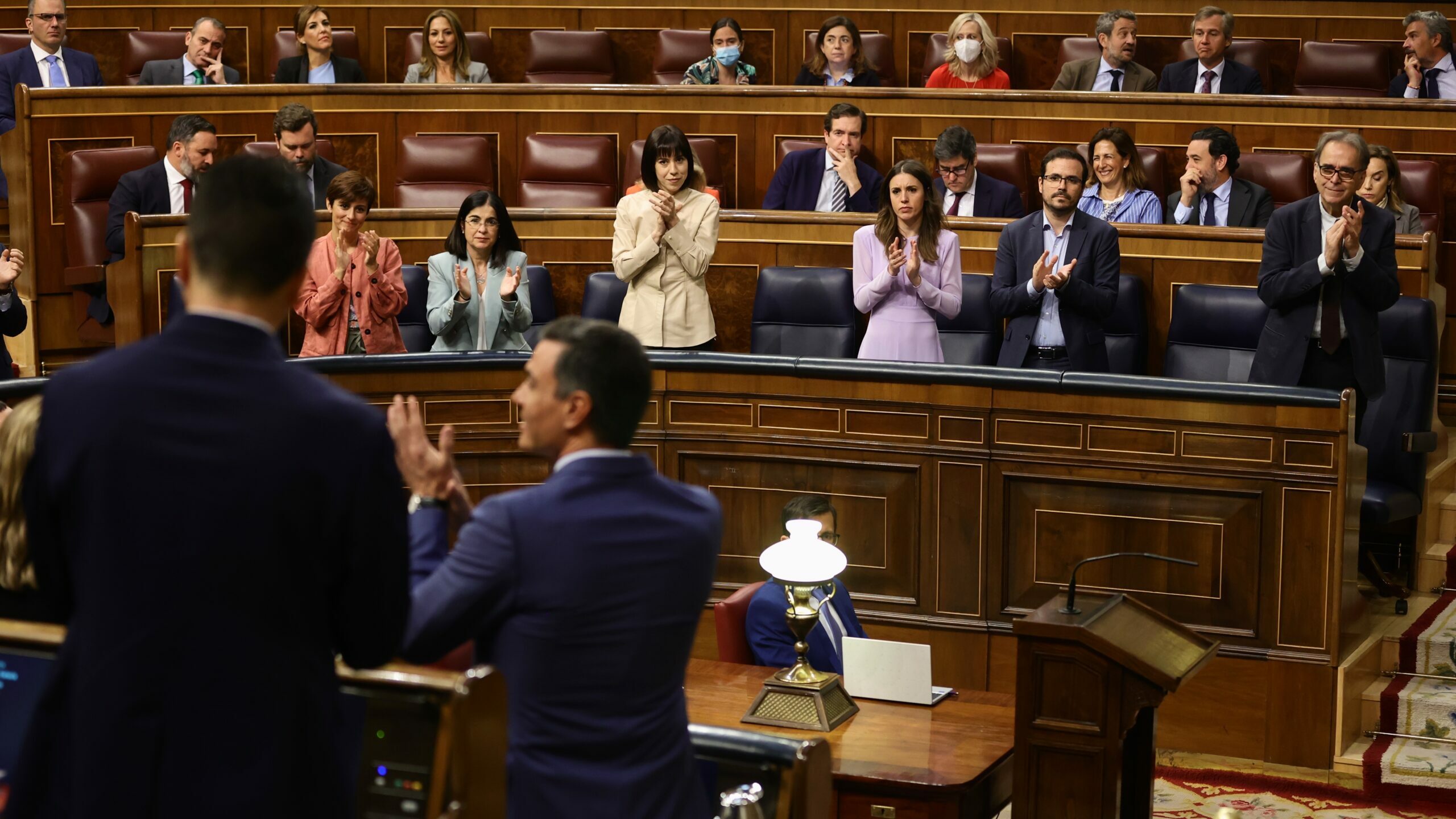 La Ley Audiovisual divide al Gobierno: los socialistas votan a favor y Podemos se abstiene
