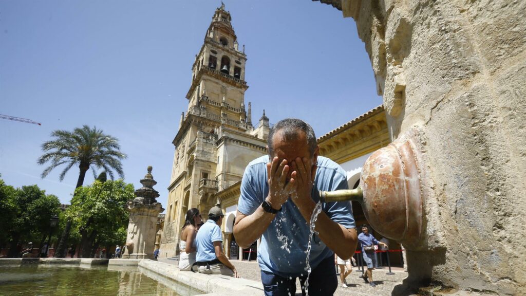 ¿Qué zonas de España sufrirán más la ola de calor este fin de semana?
