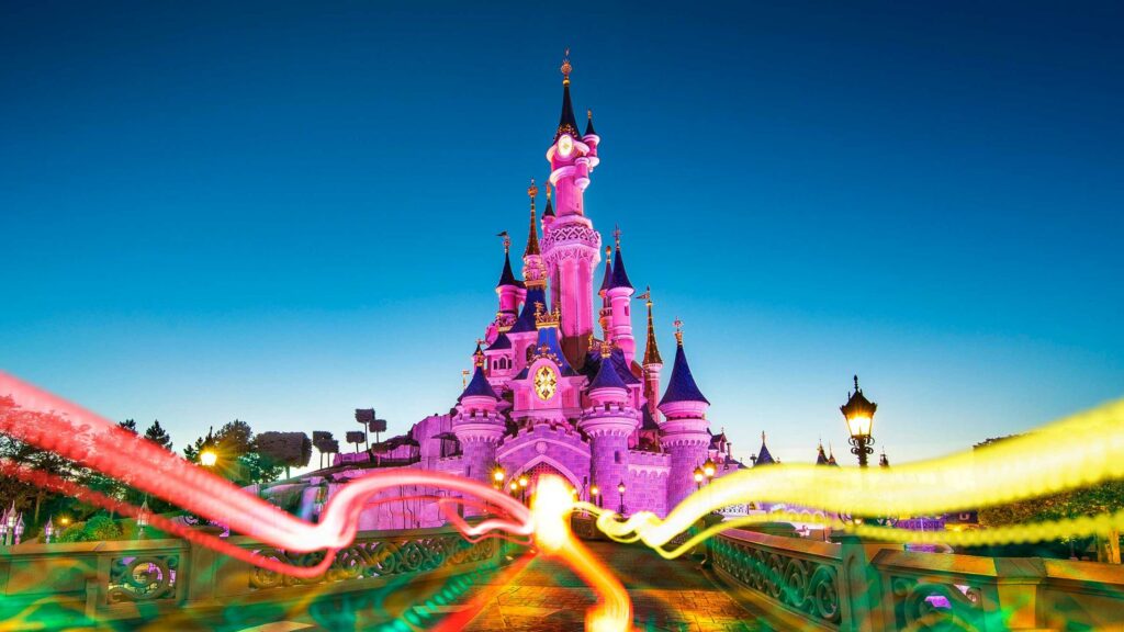 Ropa jefe tugurio Planea tu viaje a Disneyland París en familia