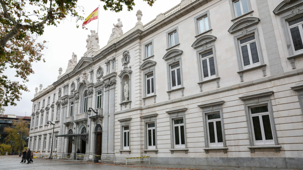 El Supremo pregunta al Tribunal de Justicia de la UE si son legales las limitaciones a los VTC