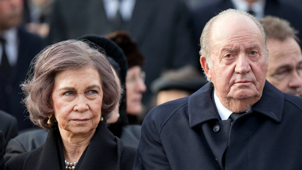 El rey Juan Carlos y la reina Sofía se casaron sin estar enamorados “y llegaron a detestarse”, según Pilar Eyre