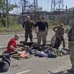 Última hora de la guerra en Ucrania, en directo: Rusia envía a 900 combatientes de Mariúpol a una colonia penal