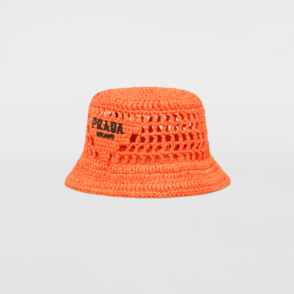 Accesorios de verano: sombrero de pescador de Prada