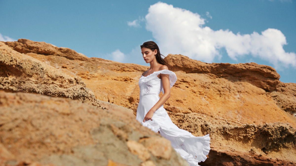 Los vestidos blancos de Charo Ruiz Ibiza son los más famosos