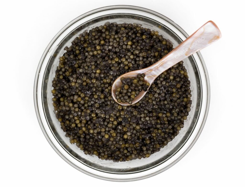 Caviar español, aceite de acebuche… dos productos gastronómicos que hacen historia
