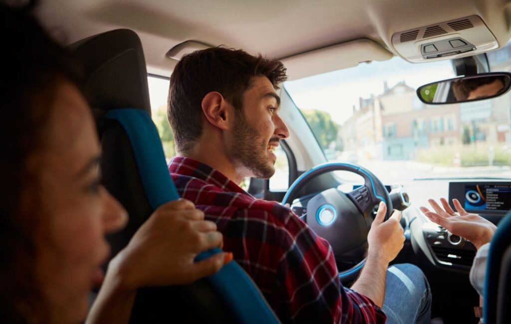 El Gobierno financiará a Blablacar por su 'ahorro energético' mientras se le niega en Francia