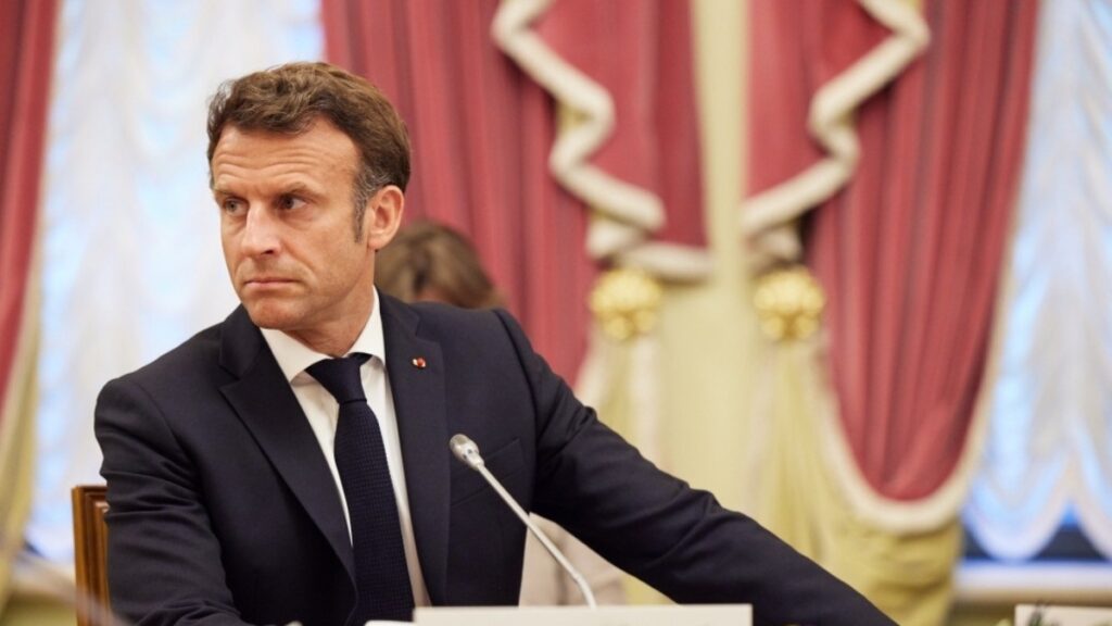 ¿Una Francia ingobernable? El poder de Macron se reduce radicalmente