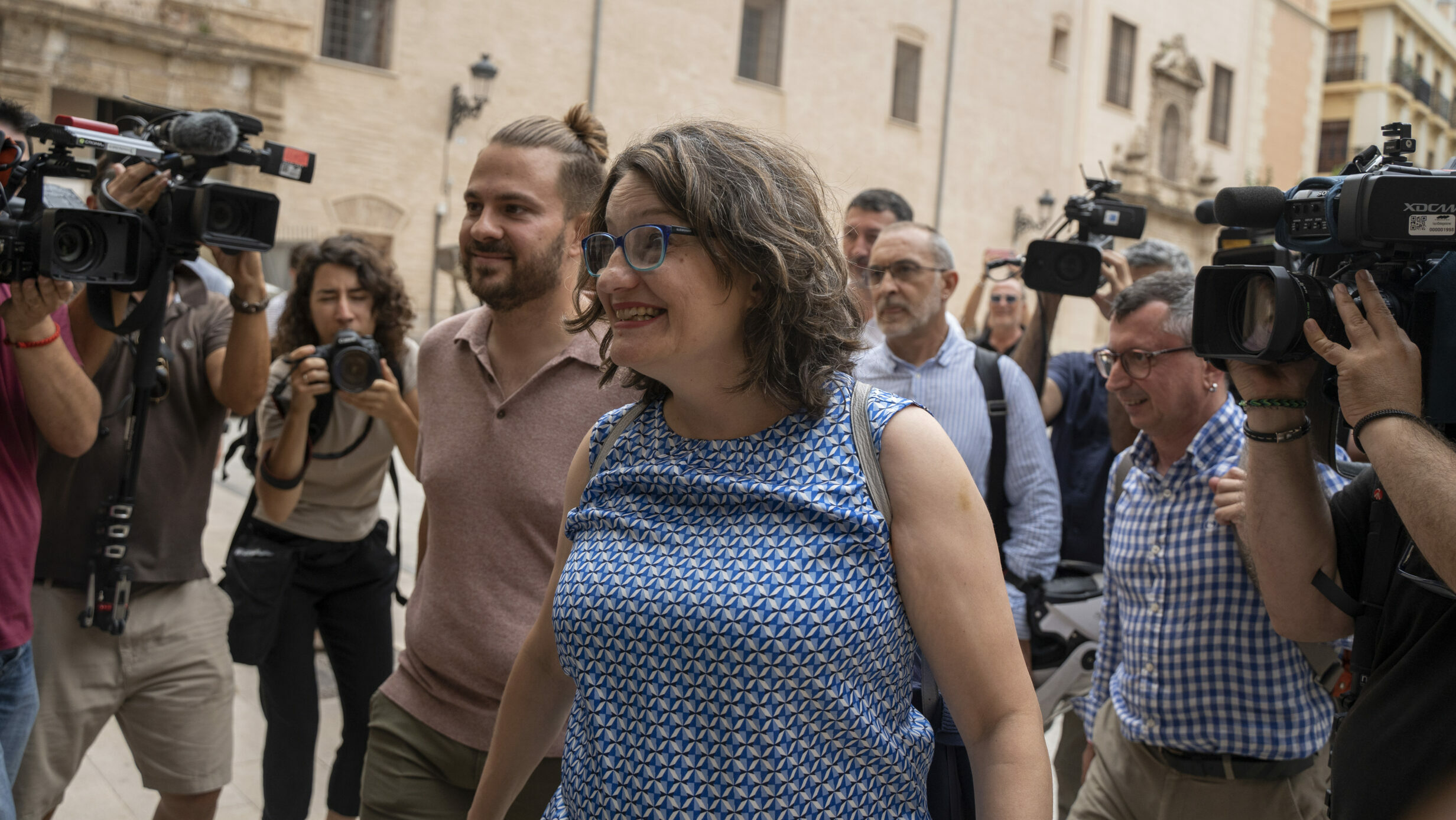 Oltra dimite como vicepresidenta y portavoz del Gobierno valenciano