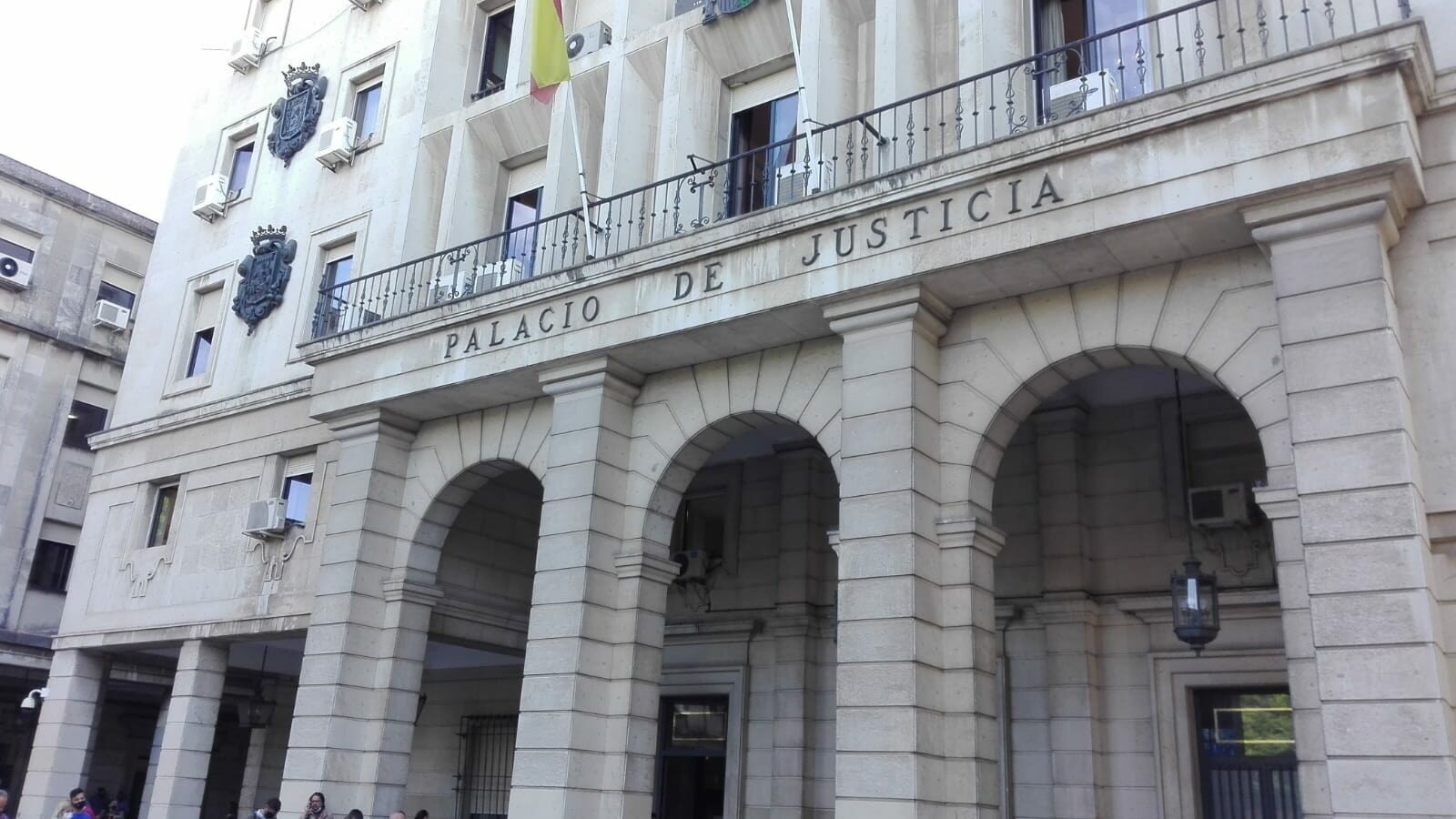 Dos exdirectivos de la Federación Andaluza de Fútbol declaran ante el juez por malversación y falsedad