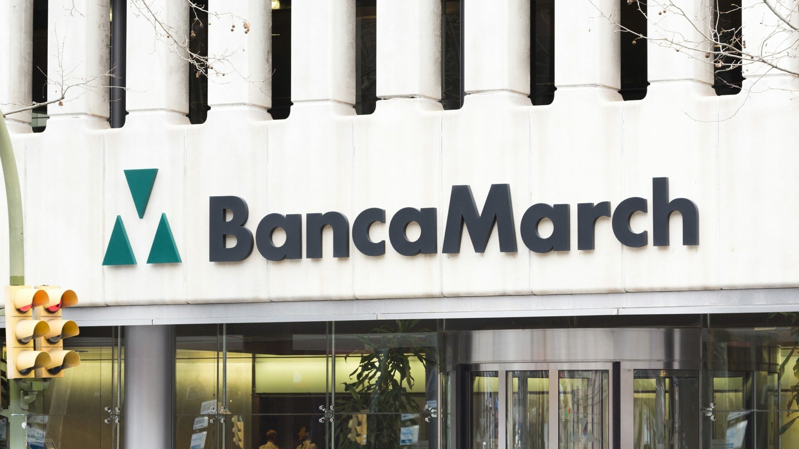 Banca March cerrará cinco oficinas en Baleares en junio y los profesionales serán reubicados