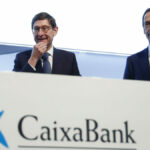 Caixabank aprovecha la subida de tipos para lanzar un fondo de deuda española e italiana