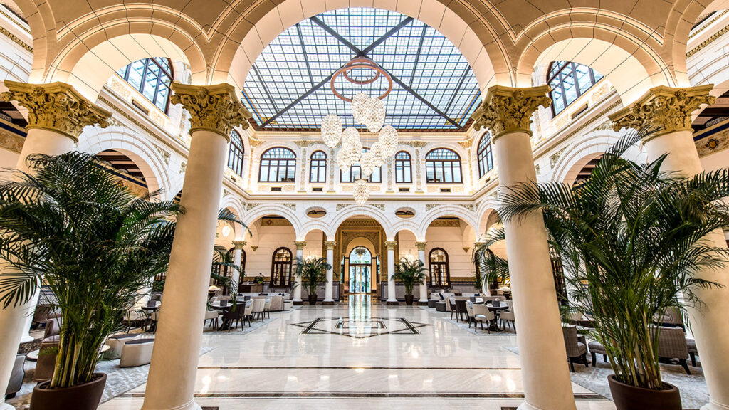 El lujo habita en el Gran Hotel Miramar de Málaga, que celebra este año su 5º aniversario